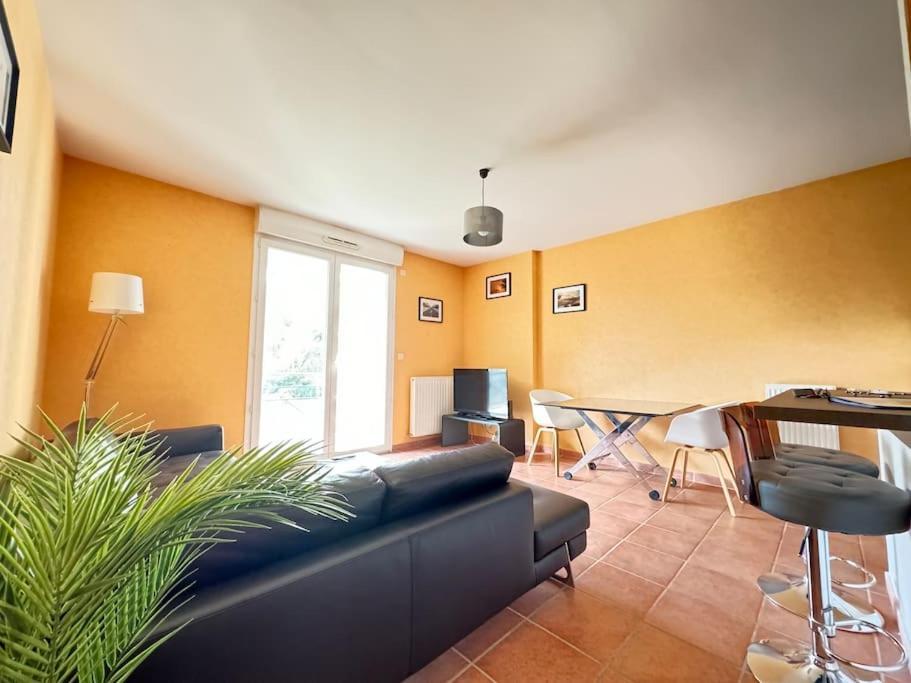 Bel Appartement Spacieux 2 Pers Avec Balcon - Thermale 3 Chamalières Exterior foto